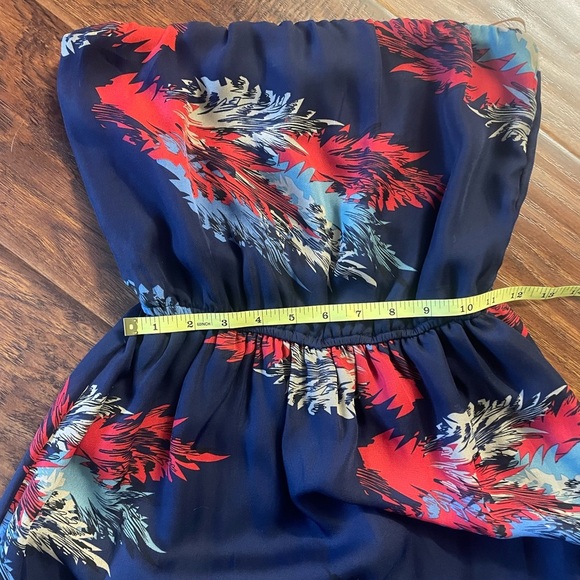 Wet Seal Strapless Dress in Navy and Red Feather - Picture 10 of 16